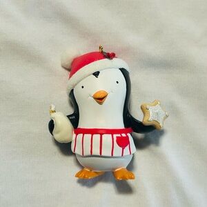 Hallmark: Baking Penguin Ornament